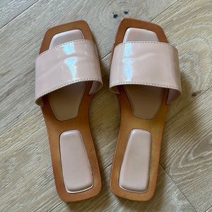 Natural slide sandals. Size 7